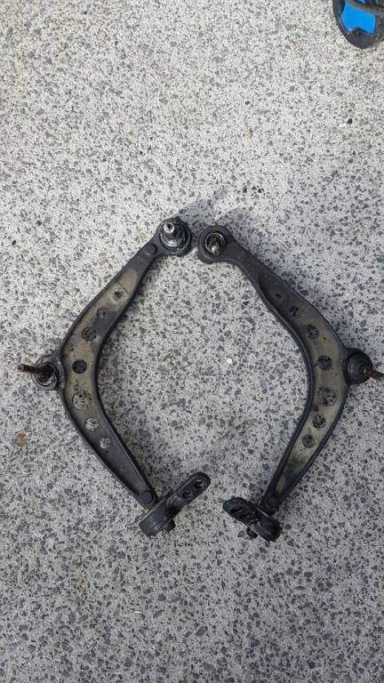 Front lower control arms.jpg