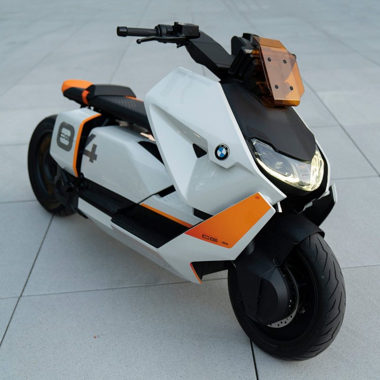 bmw-definition-ce-04-electric-scooter-1-1200x1200.thumb.jpg.675fcc95055a9ad5faa657e0df64bc49.jpg